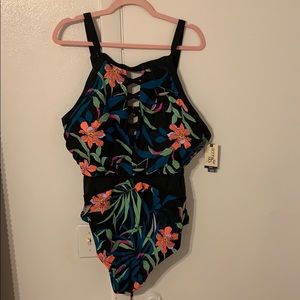 Brand New One piece Swimsuit size 3x